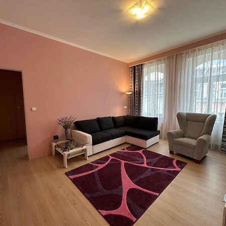 Apartment Zeyerova4 Karlovy Vary Bagian luar foto