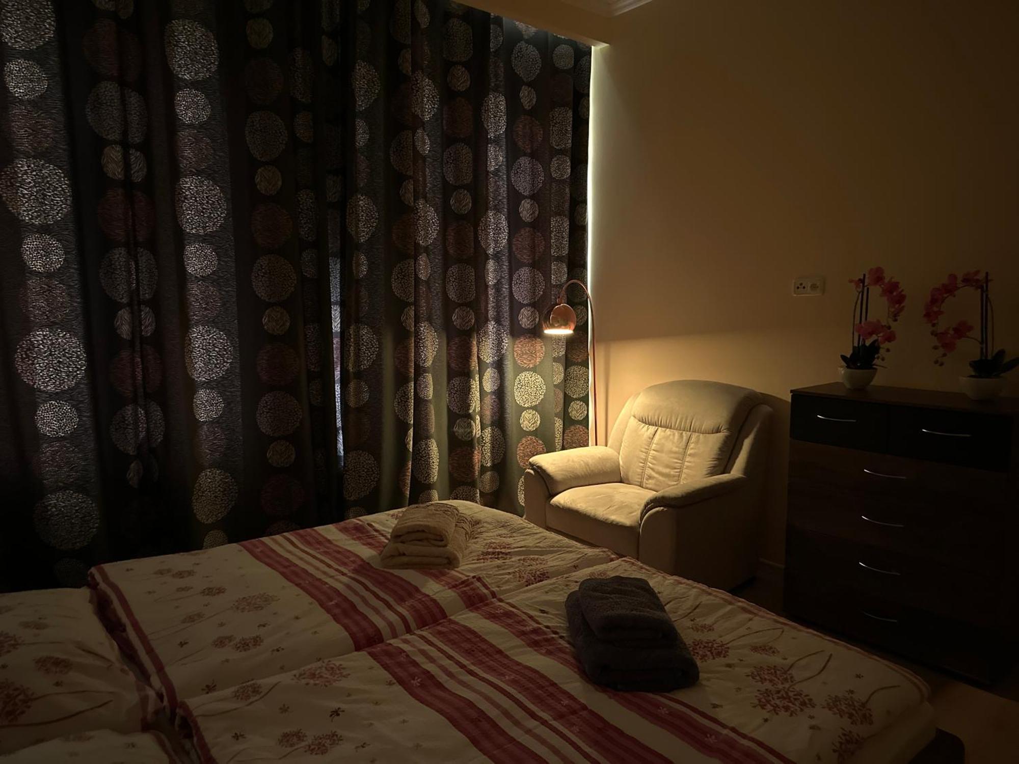 Apartment Zeyerova4 Karlovy Vary Bagian luar foto